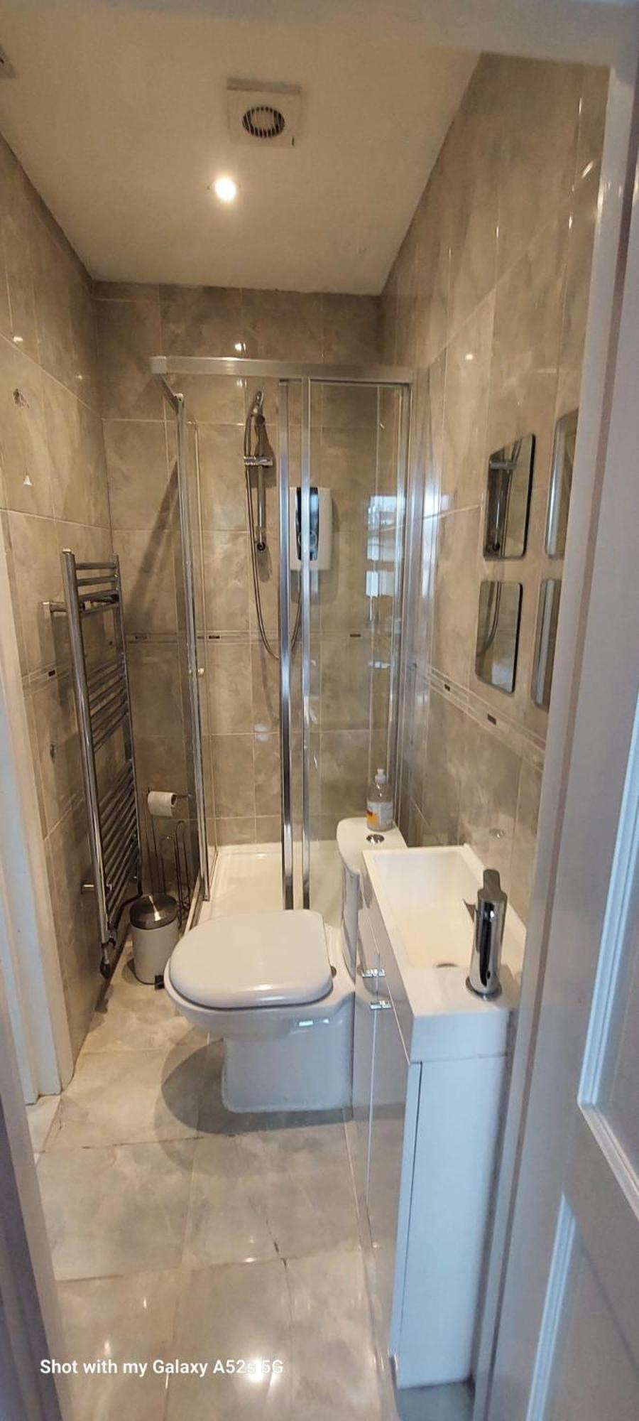 Three Bedroom House Lancaster Road 런던 외부 사진